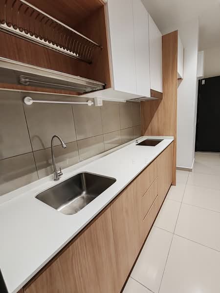 Service Residence for Sale at D'Quince Residences - Tom Lee - Kitchen - PropertyGuru.com.my
