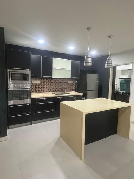 Kondominium untuk Dijual di Diamond Villa Condominium - Sally Khoo - Kitchen - PropertyGuru.com.my
