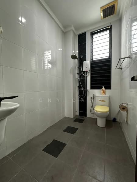 Semi-Detached House for Sale in Klang (Selangor) - Tony Cham - PropertyGuru.com.my