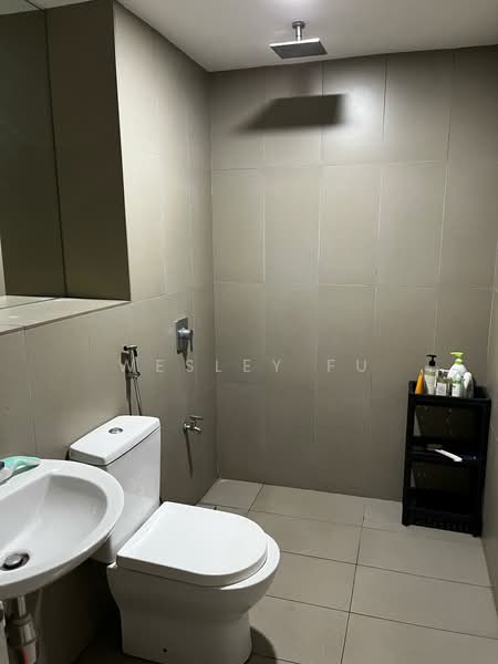 Kondominium untuk Dijual di Midfields 2 - Wesley Fu - Bathroom - PropertyGuru.com.my