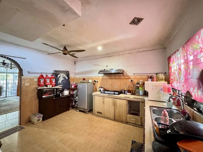 2-storey Terraced House for Sale in Jenjarom (Selangor) - Azzim Shahrin - PropertyGuru.com.my