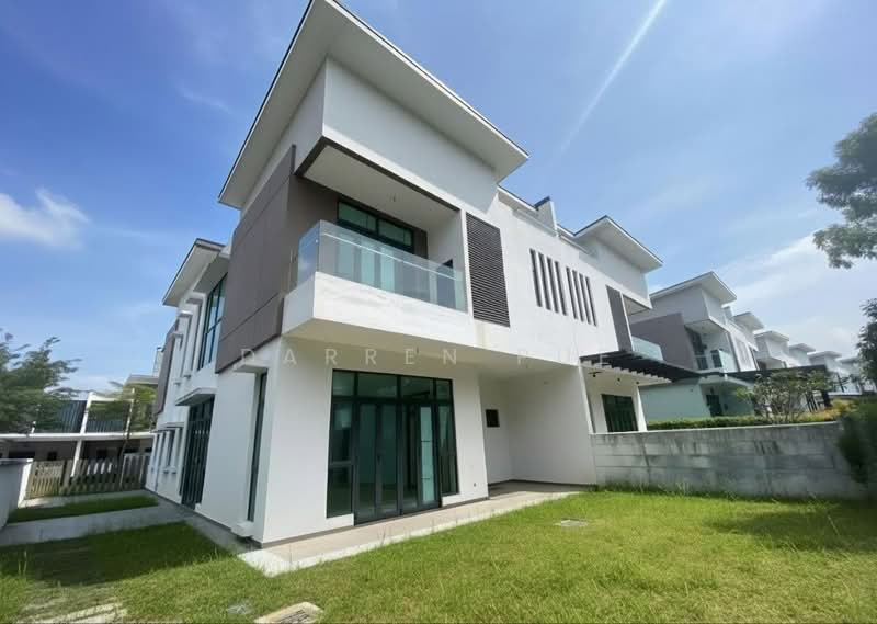 Semi-Detached House for Sale in Cyber 9 (Cyberjaya) - Darren Pue - Exterior - PropertyGuru.com.my