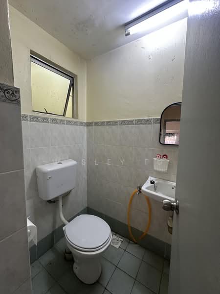 Kondominium untuk Dijual di Pelangi Damansara - Wesley Fu - Bathroom - PropertyGuru.com.my