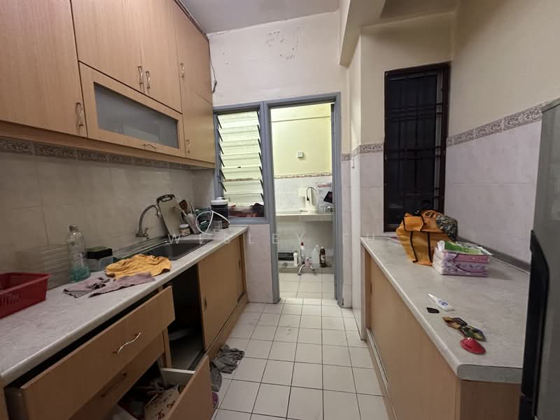 Kondominium untuk Dijual di Pelangi Damansara - Wesley Fu - Kitchen - PropertyGuru.com.my