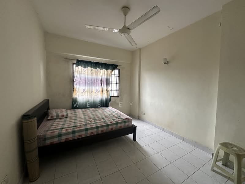 Kondominium untuk Dijual di Pelangi Damansara - Wesley Fu - Bedroom - PropertyGuru.com.my