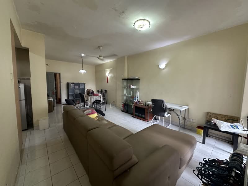 Kondominium untuk Dijual di Pelangi Damansara - Wesley Fu - Living Room - PropertyGuru.com.my