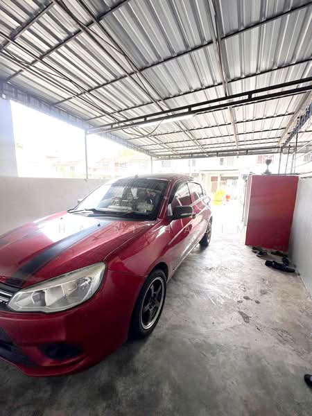 Rumah Teres 2 Tingkat untuk Dijual di Rawang (Selangor) - Hairi Halim - Car Park - PropertyGuru.com.my