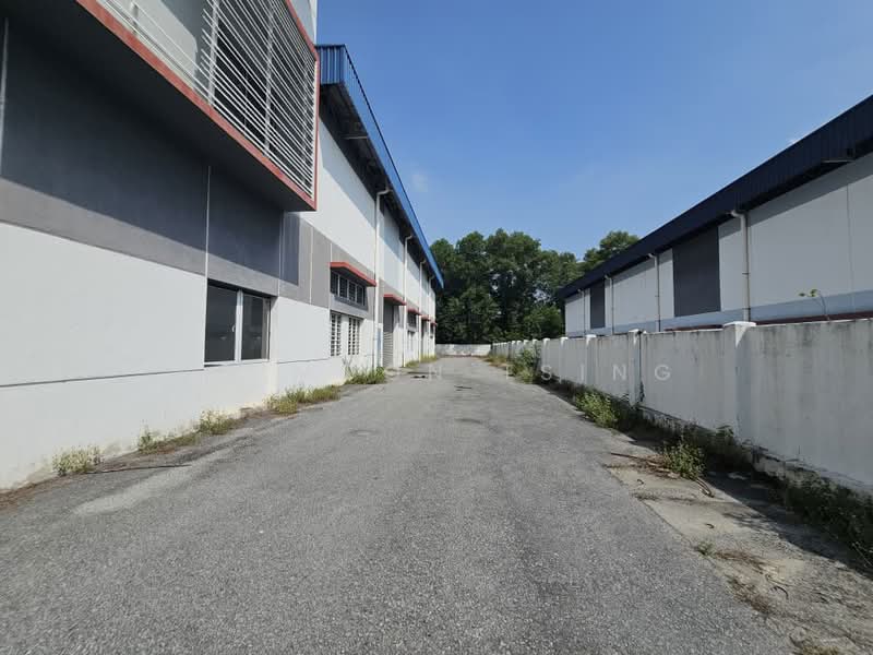 Factory for Rent in Rawang (Selangor) - Ng Moon Tsing - Exterior - PropertyGuru.com.my