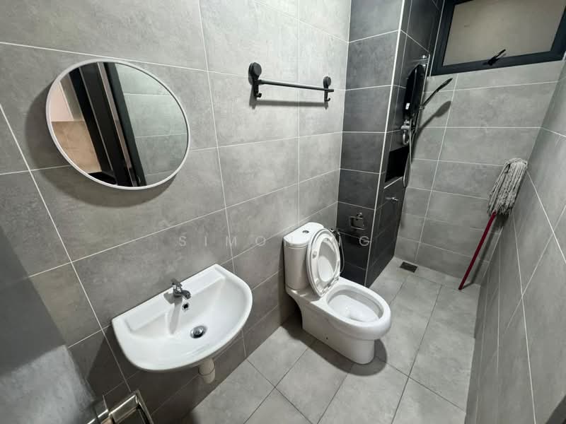 Servis Apartment untuk Disewa di Aston Acacia - Simon Ng - Bathroom - PropertyGuru.com.my