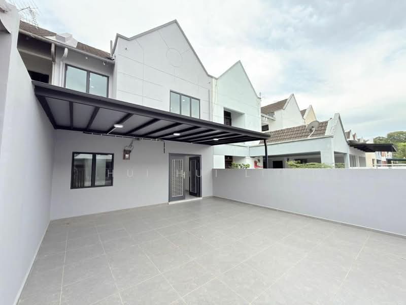 2-storey Terraced House for Sale in Bandar Baru Permas Jaya (Permas Jaya) - Hui Hui Lim - Exterior - PropertyGuru.com.my