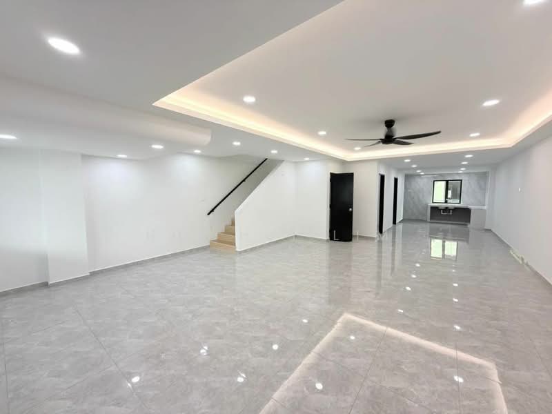 2-storey Terraced House for Sale in Bandar Baru Permas Jaya (Permas Jaya) - Hui Hui Lim - Living Room - PropertyGuru.com.my