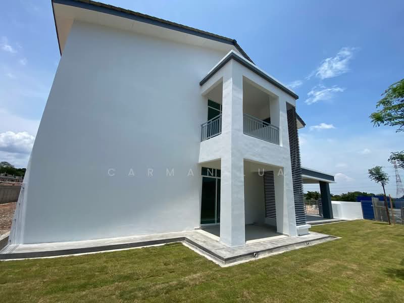 Rumah Teres 2 Tingkat untuk Dijual di Taman Cheng Setia (Cheng) - Carman Lua - Exterior - PropertyGuru.com.my