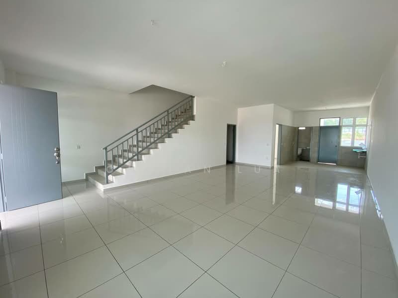 Rumah Teres 2 Tingkat untuk Dijual di Taman Cheng Setia (Cheng) - Carman Lua - Interior - PropertyGuru.com.my