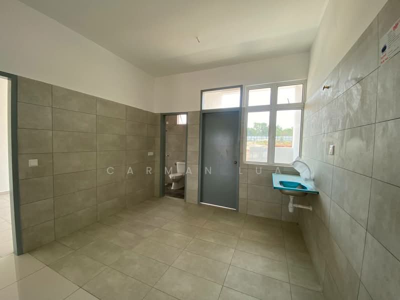 Rumah Teres 2 Tingkat untuk Dijual di Taman Cheng Setia (Cheng) - Carman Lua - Bathroom - PropertyGuru.com.my