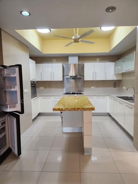 Condominium for Sale at Mont Kiara Banyan - Chris H.H Ng - Kitchen - PropertyGuru.com.my