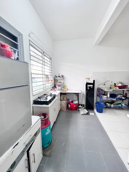 2-storey Terraced House for Sale in Kuala Selangor (Selangor) - Ashraff Daniel - Kitchen - PropertyGuru.com.my