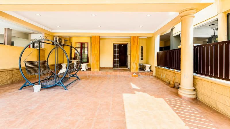 2-storey Terraced House for Sale in Bukit Jelutong (Shah Alam) - Thoriq Suparman - Exterior - PropertyGuru.com.my