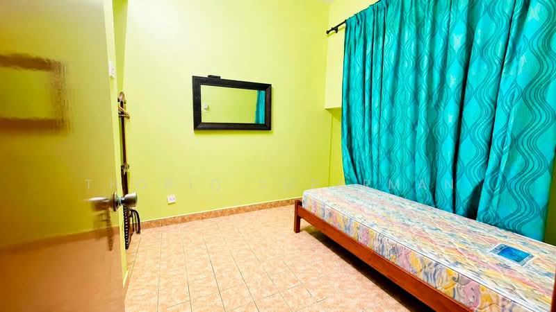 2-storey Terraced House for Sale in Bukit Jelutong (Shah Alam) - Thoriq Suparman - Bedroom - PropertyGuru.com.my