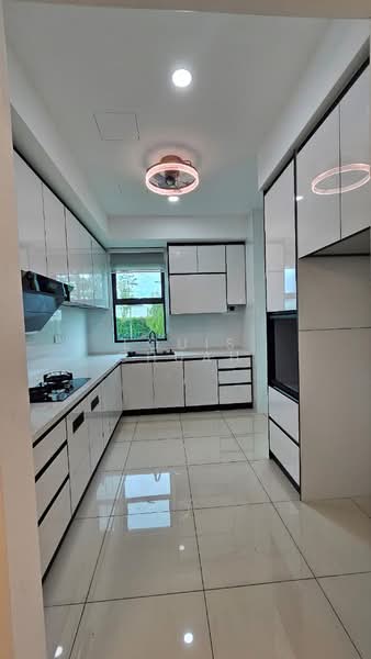 Rumah Teres untuk Disewa di Bandar Cassia (Batu Kawan) - Louis Chuah - Kitchen - PropertyGuru.com.my