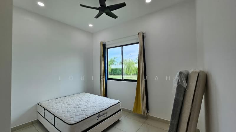 Rumah Teres untuk Disewa di Bandar Cassia (Batu Kawan) - Louis Chuah - Bedroom - PropertyGuru.com.my