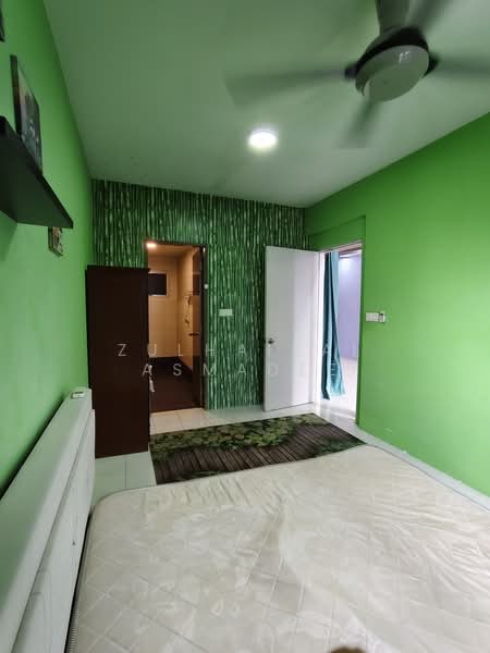 Apartment for Rent at Jalilmas - Zulhaikal Asmadee - Bedroom - PropertyGuru.com.my