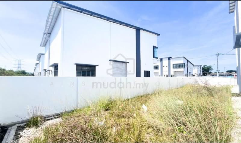 Semi-D Factory for Rent in Ipoh (Perak) - Ainsley Thong - Exterior - PropertyGuru.com.my