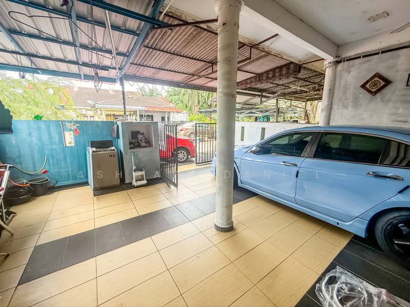 1-storey Terraced House for Sale in Kapar (Selangor) - Ashraff Daniel - Exterior - PropertyGuru.com.my