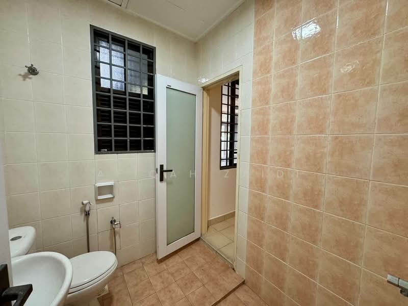 2-storey Terraced House for Sale in Bukit Jelutong (Shah Alam) - Afiqah zaidi - PropertyGuru.com.my