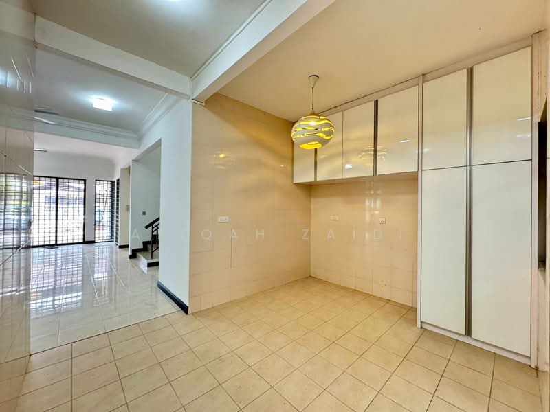 2-storey Terraced House for Sale in Bukit Jelutong (Shah Alam) - Afiqah zaidi - PropertyGuru.com.my