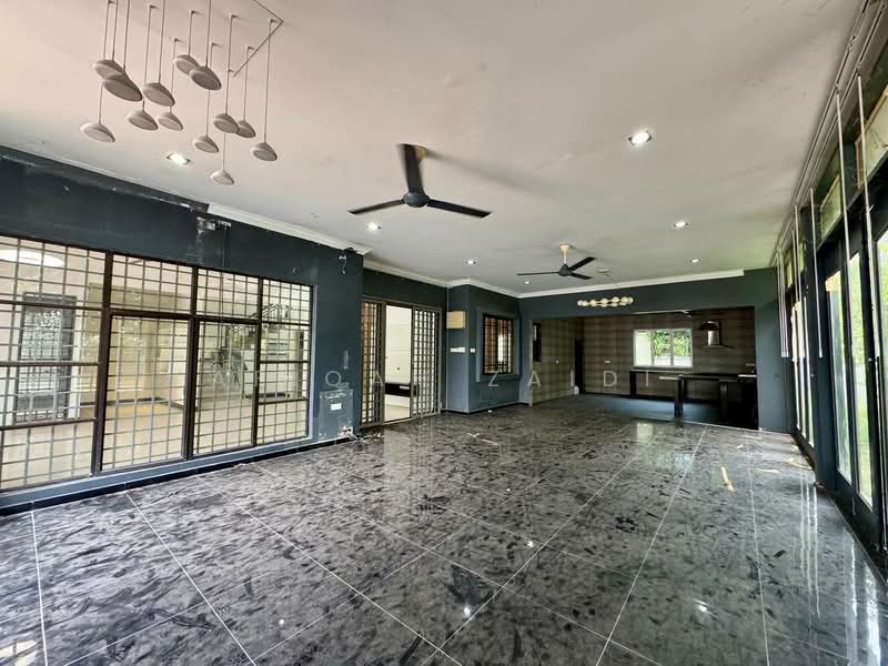 2-storey Terraced House for Sale in Bukit Jelutong (Shah Alam) - Afiqah zaidi - PropertyGuru.com.my