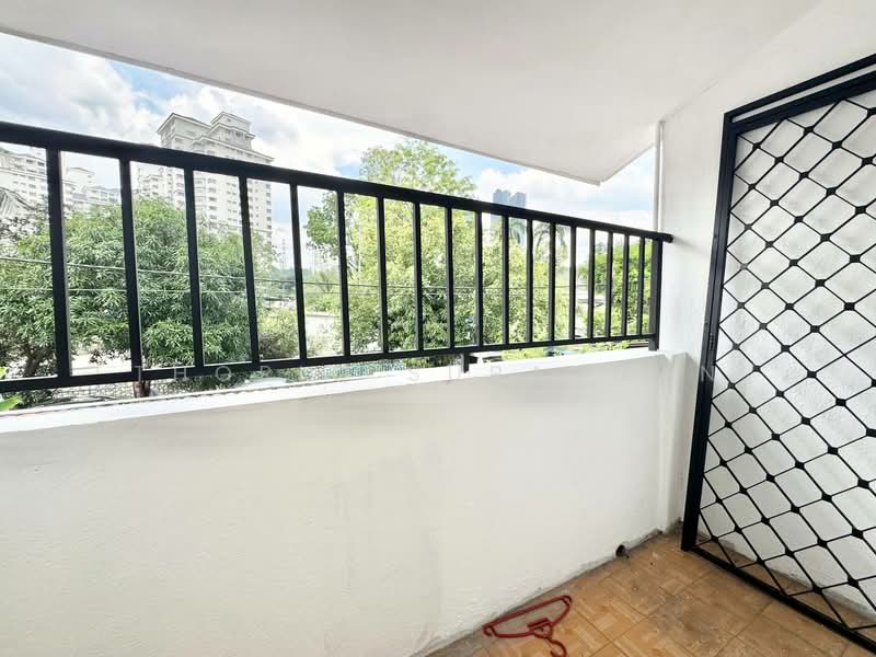 2-storey Terraced House for Sale in Taman Segambut SPPK (Batu) - Thoriq Suparman - Balcony - PropertyGuru.com.my