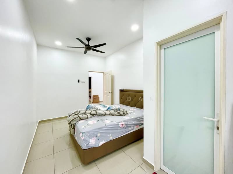 Rumah Teres 2 Tingkat untuk Dijual di Dengkil (Selangor) - Ashraff Daniel - PropertyGuru.com.my