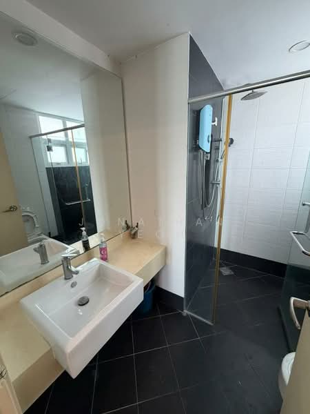 Service Residence for Rent at Saville @ Melawati - Jonathan Yeoh - Bathroom - PropertyGuru.com.my