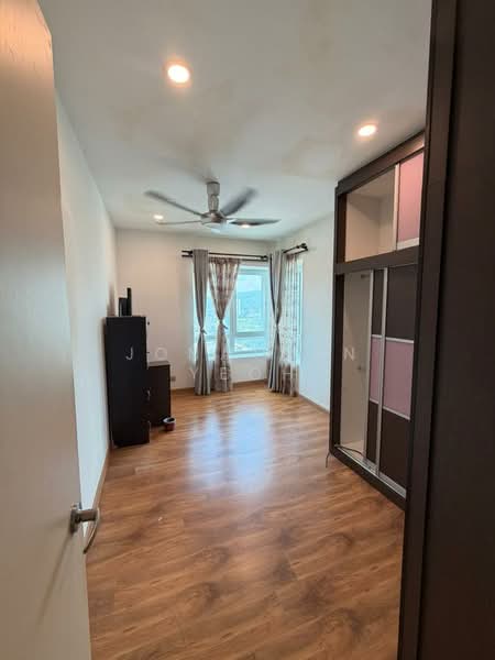 Service Residence for Rent at Saville @ Melawati - Jonathan Yeoh - Bedroom - PropertyGuru.com.my