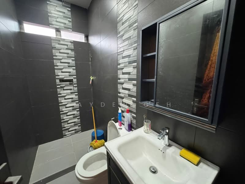 Semi-Detached House for Sale in Taman Sri Kemuning (Jitra) - Jayden Geh - Bathroom - PropertyGuru.com.my