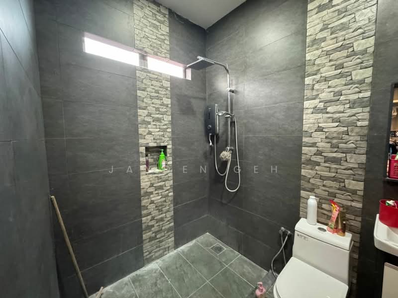 Semi-Detached House for Sale in Taman Sri Kemuning (Jitra) - Jayden Geh - Bathroom - PropertyGuru.com.my