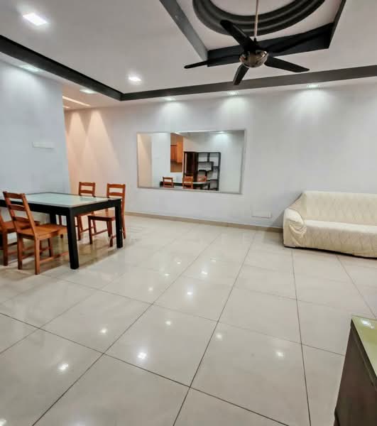 Kondominium untuk Disewa di Aman Heights Condominium - Evanslee . - Living Room - PropertyGuru.com.my