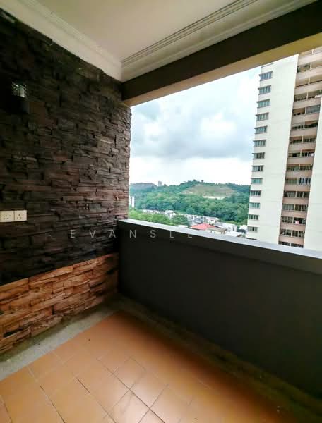 Kondominium untuk Disewa di Aman Heights Condominium - Evanslee . - Balcony - PropertyGuru.com.my