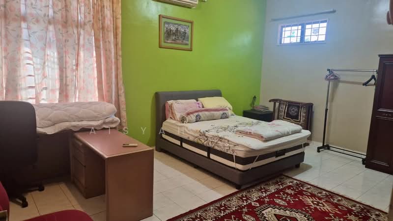 Rumah Banglo untuk Dijual di Tok Sira (Kuantan) - Aisyah Aznan - Bedroom - PropertyGuru.com.my