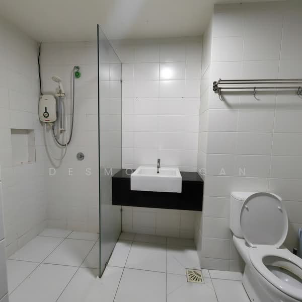 Servis Apartment untuk Disewa di Trefoil @ Setia City - Desmond Gan - Bathroom - PropertyGuru.com.my
