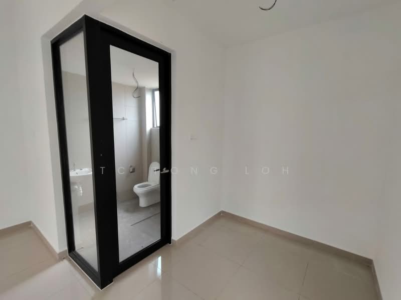 Zero-Lot Bungalow for Sale in Kulim (Kedah) - TC Tong Loh - Bathroom - PropertyGuru.com.my