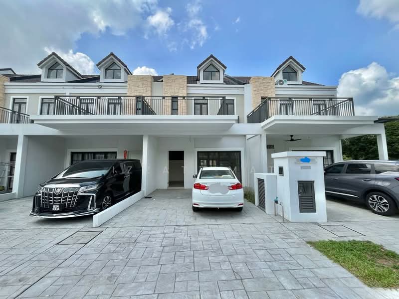 Rumah Teres 2 Tingkat untuk Dijual di Dengkil (Selangor) - Izzati Mat - Exterior - PropertyGuru.com.my