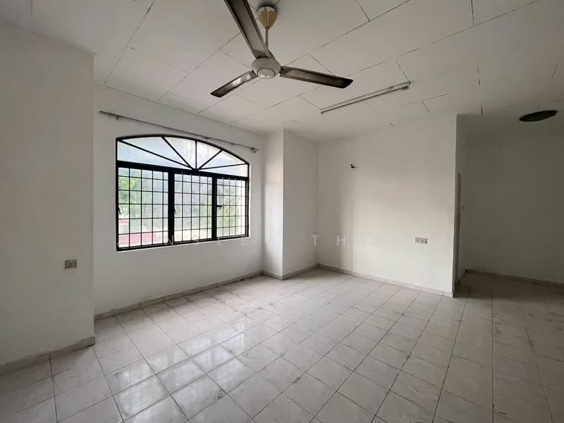 2-storey Terraced House for Sale in Taman Pinji Perdana (Lahat) - Ainsley Thong - Interior - PropertyGuru.com.my