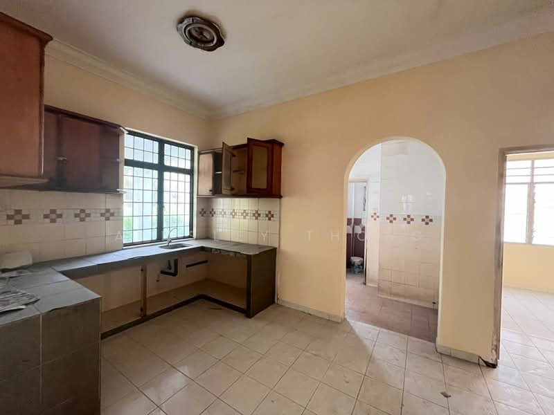 2-storey Terraced House for Sale in Taman Pinji Perdana (Lahat) - Ainsley Thong - Kitchen - PropertyGuru.com.my