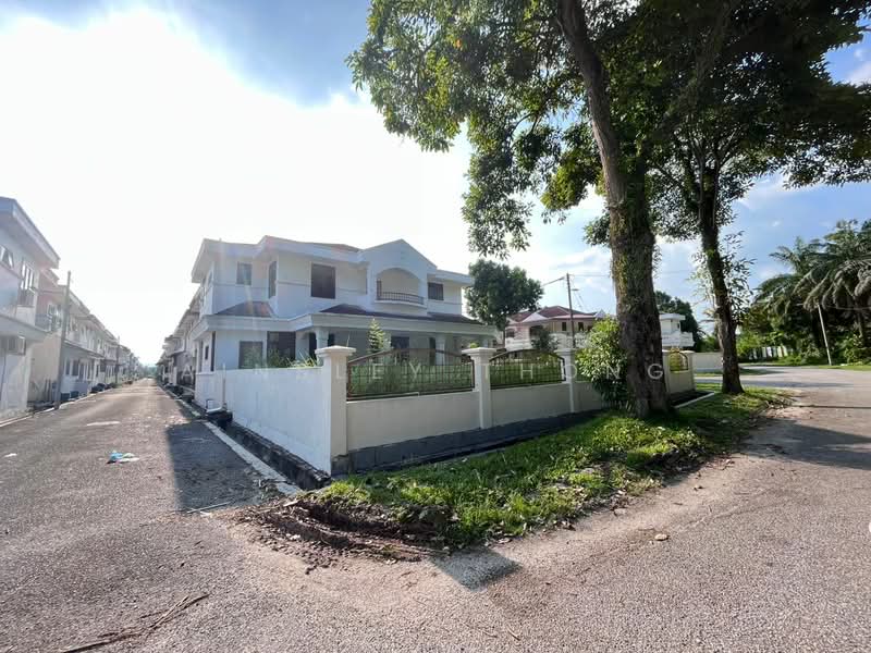 2-storey Terraced House for Sale in Taman Pinji Perdana (Lahat) - Ainsley Thong - Exterior - PropertyGuru.com.my
