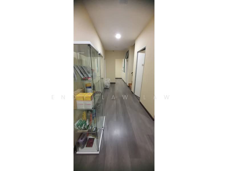 Link Bungalow for Sale in Taman Sentosa (Klang) - Endy Law Law - Corridor - PropertyGuru.com.my