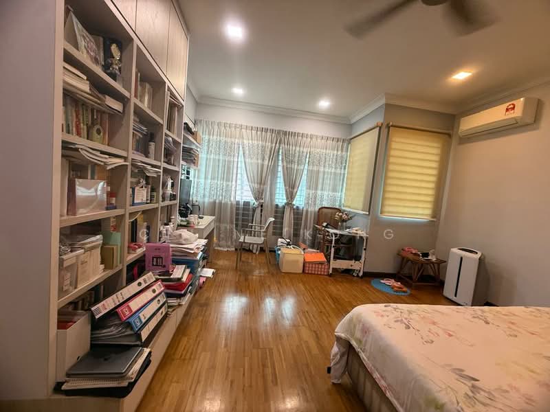 2-storey Terraced House for Sale in Bandar Kinrara Seksyen 6 (Bandar Kinrara) - Celine Kong - Bedroom - PropertyGuru.com.my