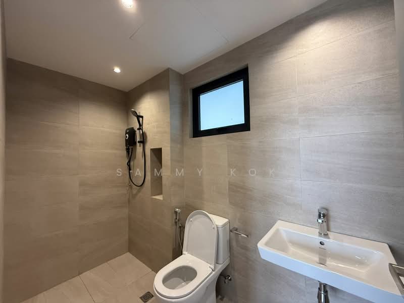 Kondominium untuk Dijual di Skyline KL - Sammy Kok - Bathroom - PropertyGuru.com.my