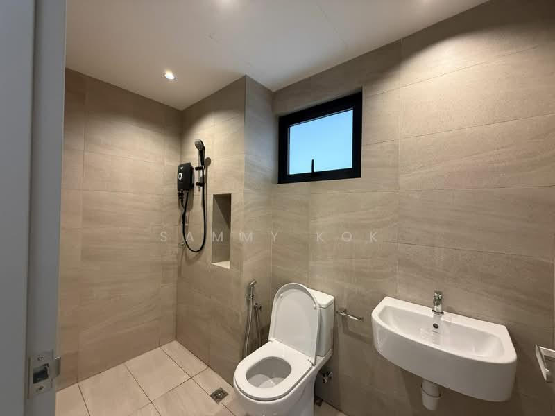 Kondominium untuk Dijual di Skyline KL - Sammy Kok - Bathroom - PropertyGuru.com.my