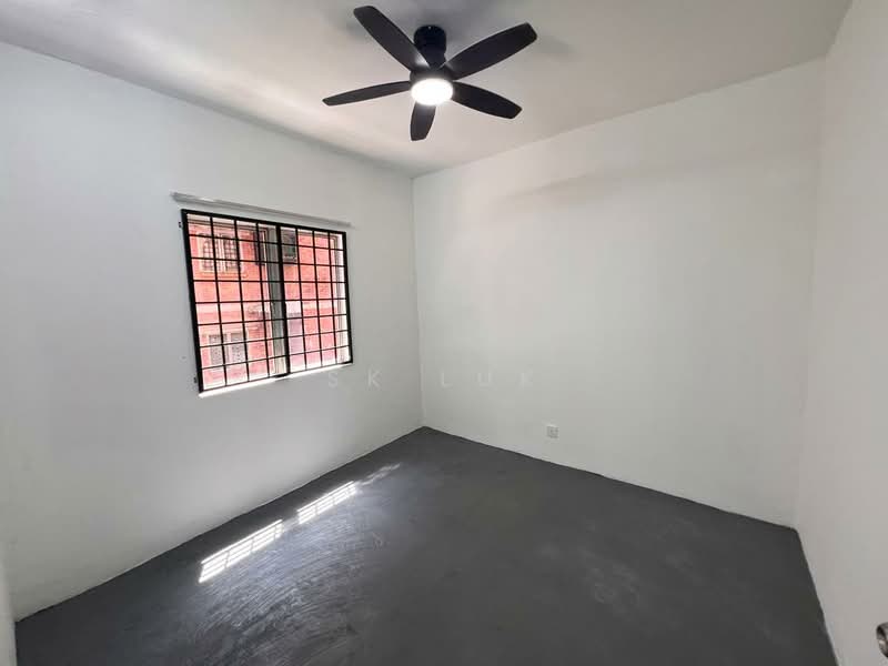 Apartment for Sale at Rajawali Apartment - SK Luk - Interior - PropertyGuru.com.my